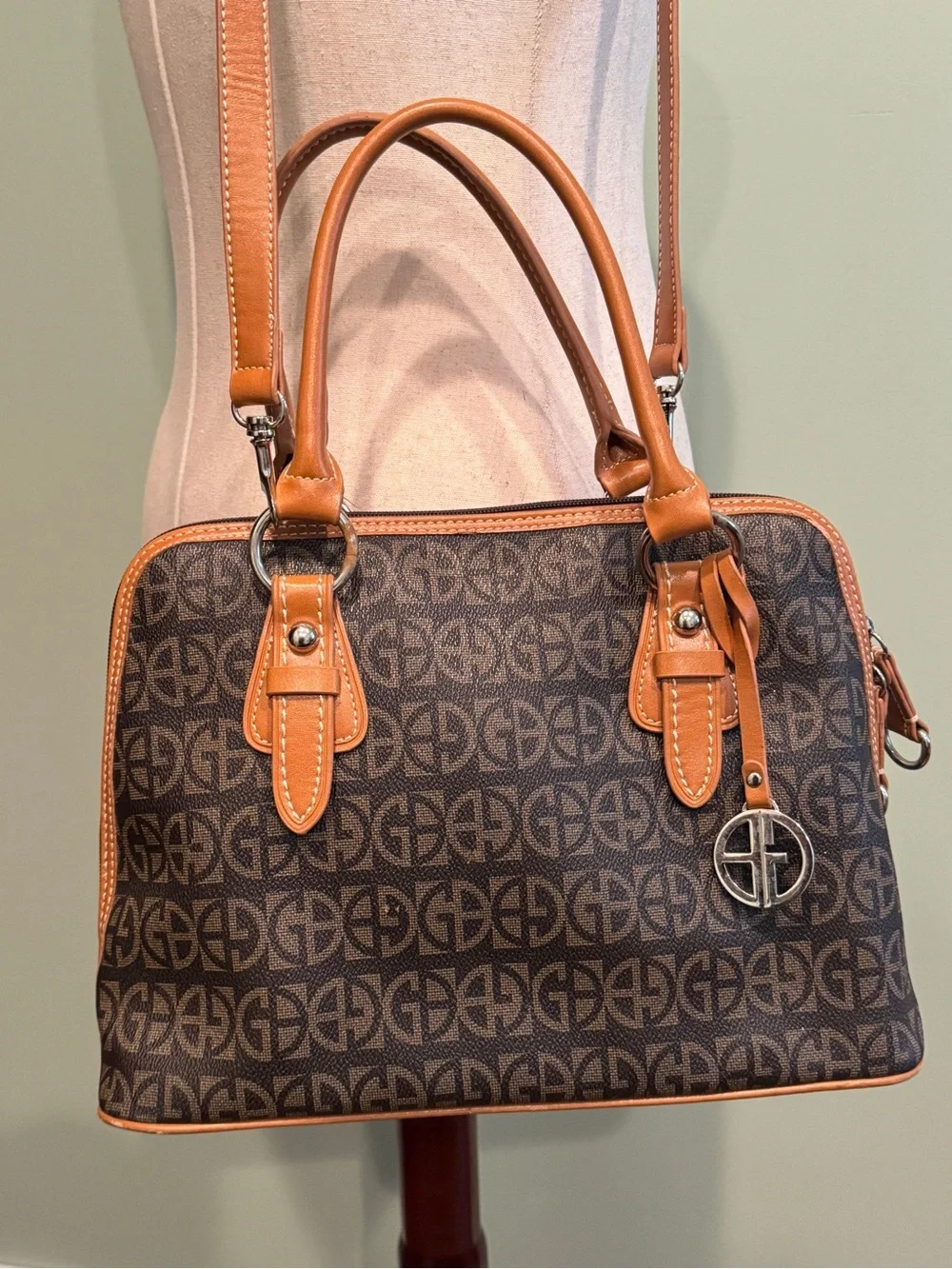 Giani Bernini Monogram Block Signature Dome Satchel Crossbody Bag Purse CLEAN